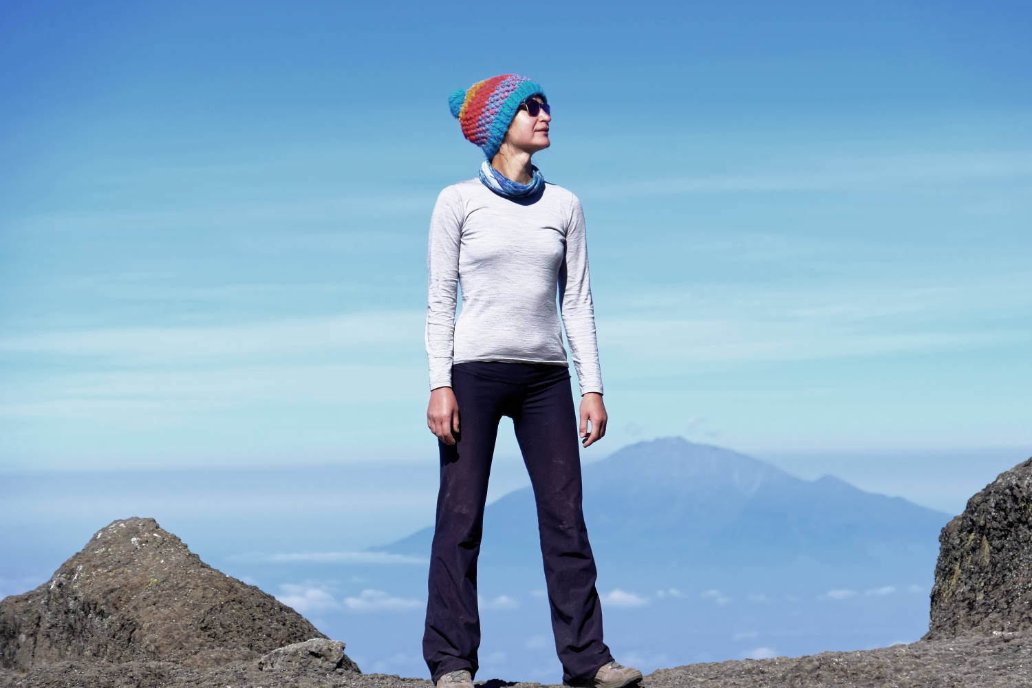 Tanya vor dem Meru